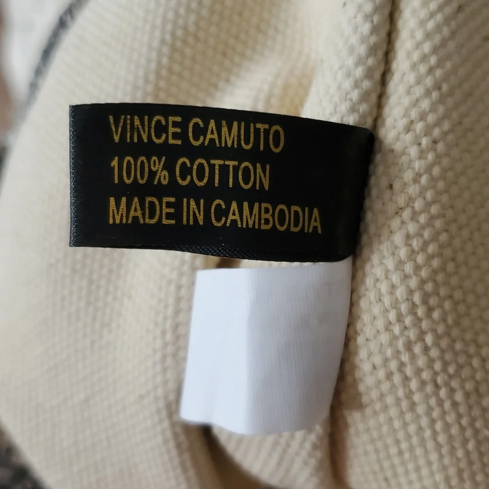 NWOT Vince Camuto Large Canvas Snakeskin print Orla Tote Black / Coconut Cream - Picture 9 of 9